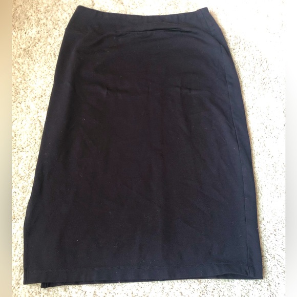 Nine West Dresses & Skirts - 🎆🎇3for$9 Nine West women’s midi skirt- black- size M- good for all occasions